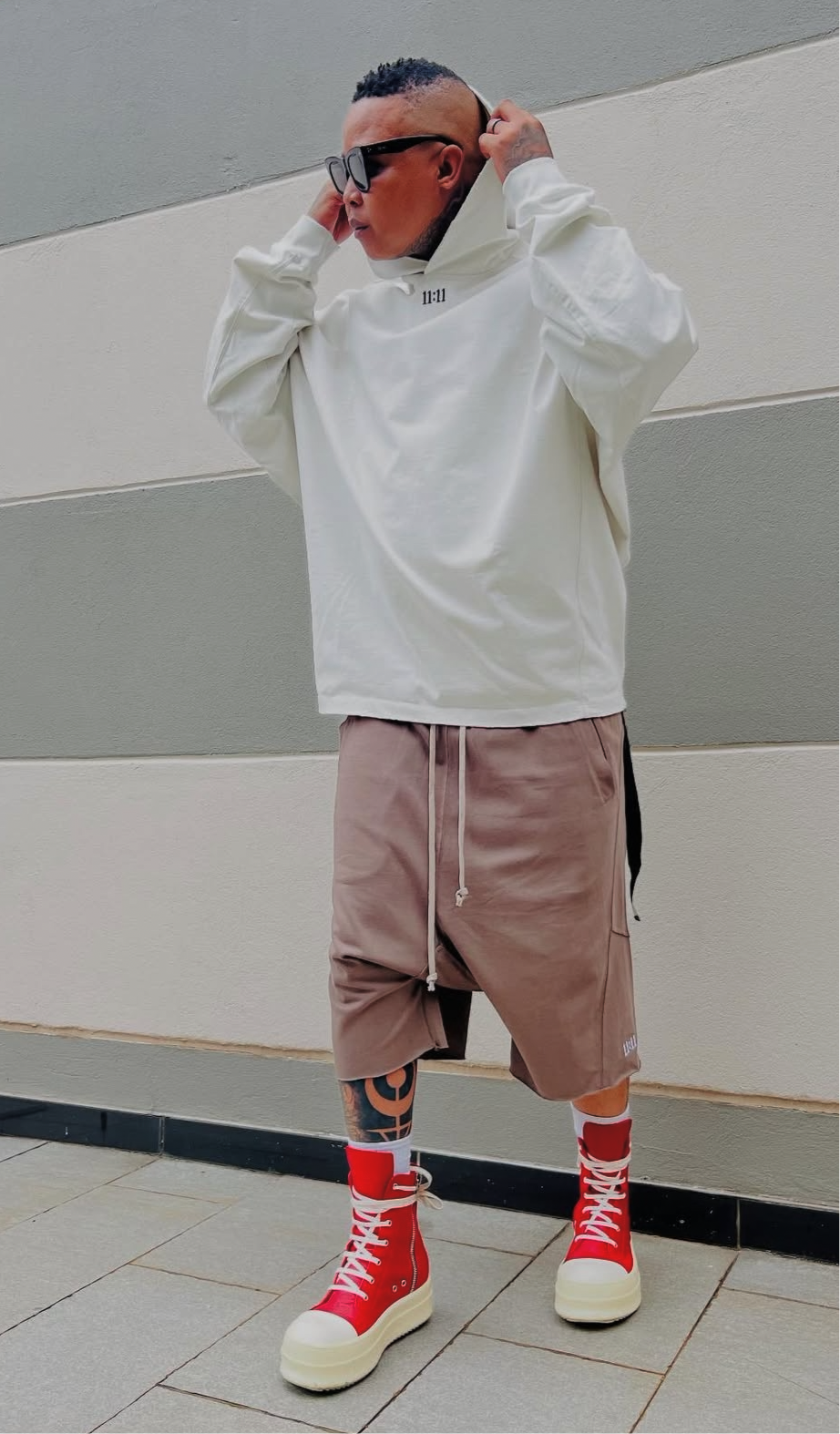 String hoodie