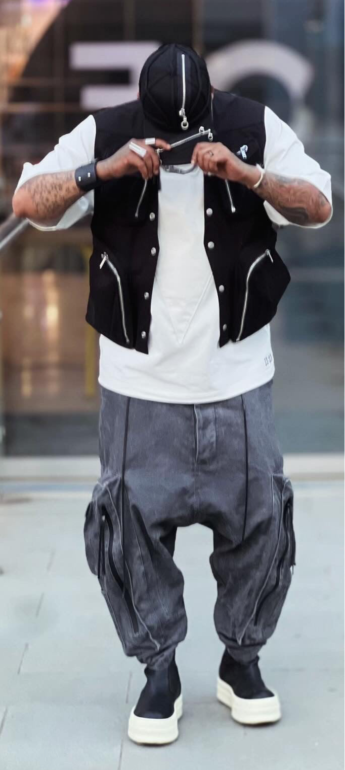 Drop crotch pocket pants