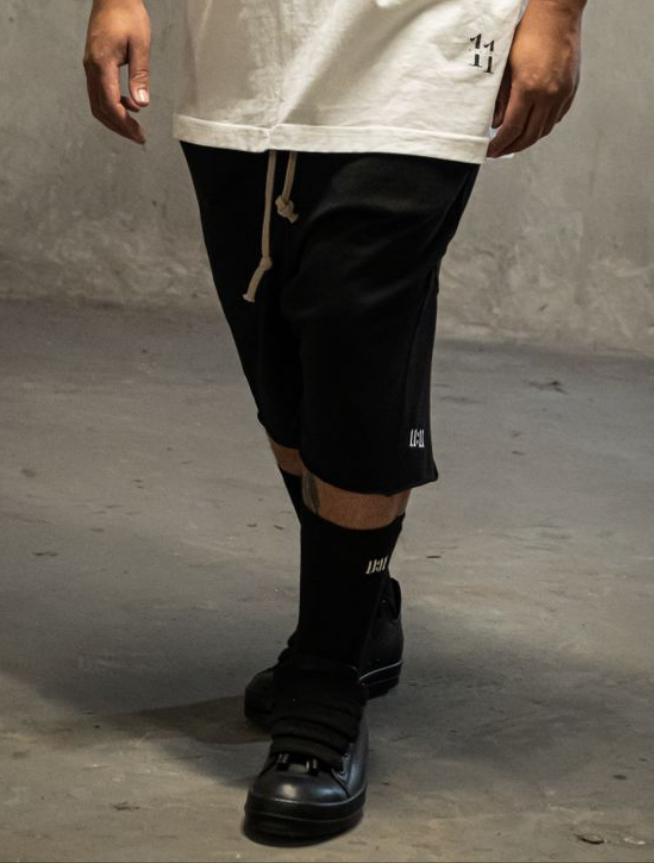 Drop loose fit shorts